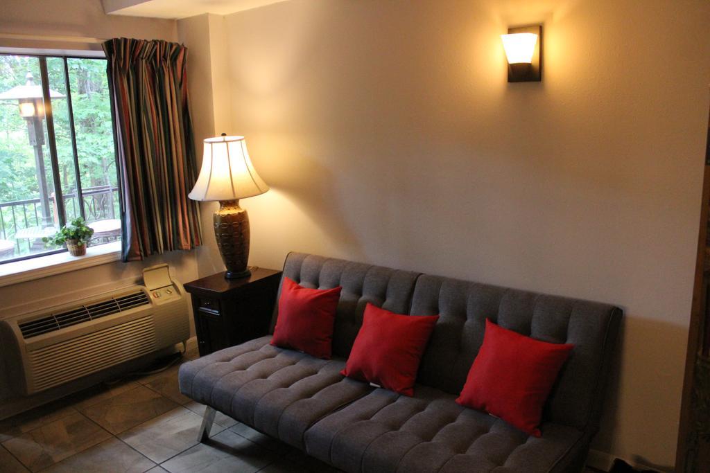 Brydan Suites Eureka Springs Eksteriør billede
