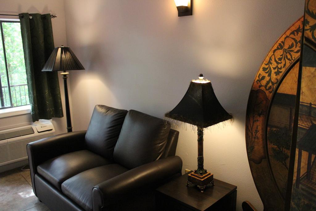 Brydan Suites Eureka Springs Eksteriør billede